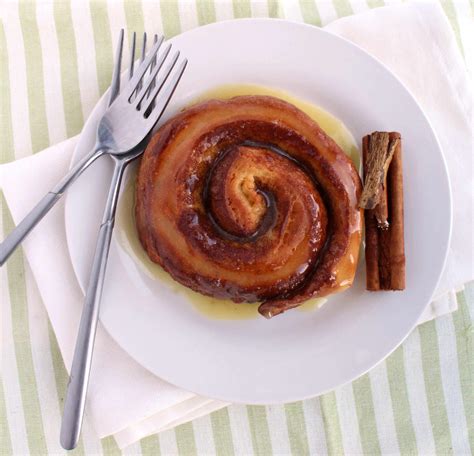 Classic Cinnamon Buns - Two Ways - Erren's Kitchen