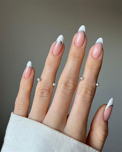 Nail Shape Trends 2024 - Ebba Cissiee