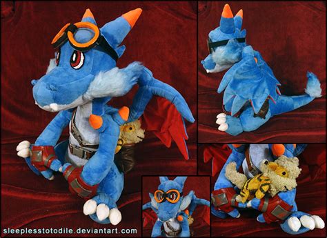 Shiny Mega Charizard X Plush by SleeplessTotodile on DeviantArt