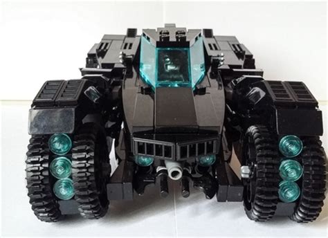 LEGO IDEAS - Batman Arkham Knight Batmobile/Tank