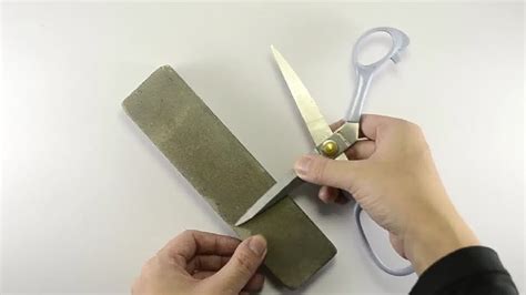 How To Sharpen Hair Cutting Scissors At Home - 4 Easy Tricks