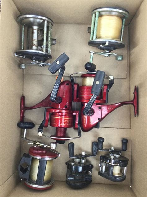 Lot - Vintage Fishing Reels, Signature, Penn