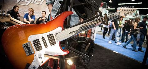 Why Fretless Guitar? What Makes It Stand Out in the World