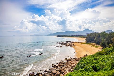 10 Best Beaches in Hainan - Which Hainan Beach is Best For You?