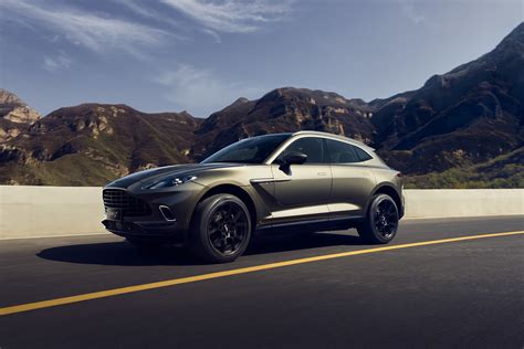 Aston Martin DBX on Behance