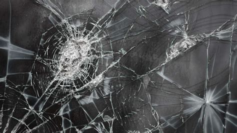 Cracked Screen Wallpaper HD Free Download