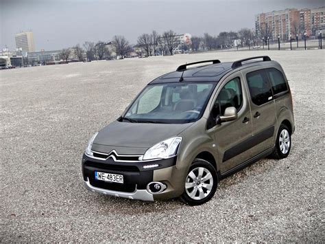 Citroen Berlingo 1.6 Xtr Opinie - Jak sprawdzić czy samochód ma isofix