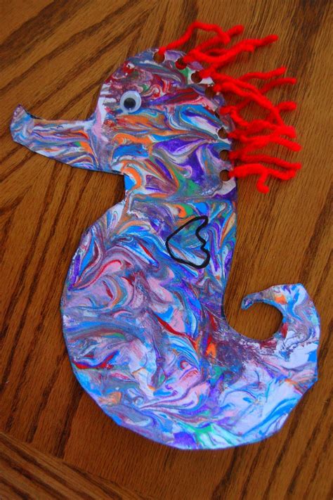 Seahorse Craft for Kids with Lacing Practice | Seahorse crafts, Under the sea crafts, Ocean crafts