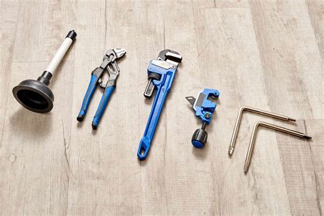 18 Plumbing Tools for Homeowners or Working Plumbers