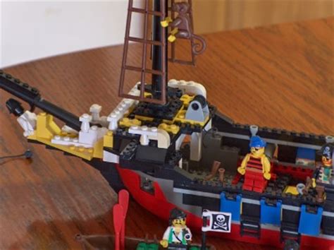 Lego 6289 Red Beard Runner Pirate Ship Set with Instructions and ...