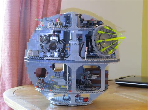 Lego Death Star 10188 - Newport - Expired | Wightbay