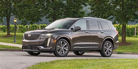 2021 Cadillac XT6 Sport Review - GearOpen.com