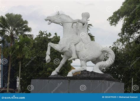 Diponegoro Statue Park (Taman Patung Diponegoro) Editorial Photo ...