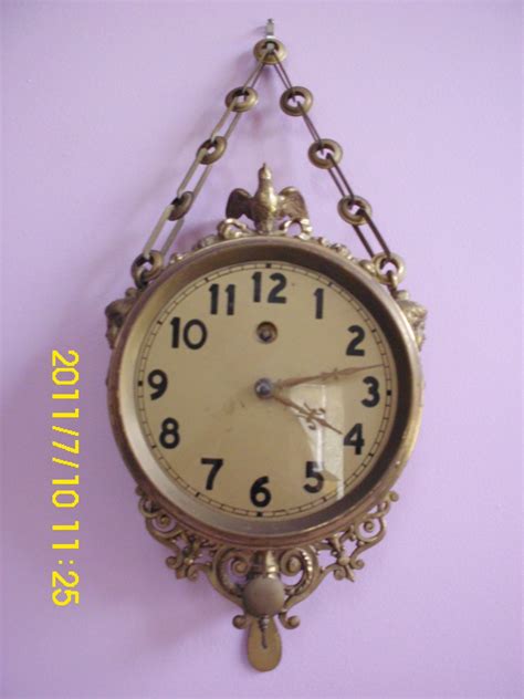 Metal Hanging Bird Clock | Collectors Weekly