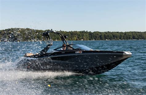 A Complete Guide to Jet Boats: All You Need to Know!