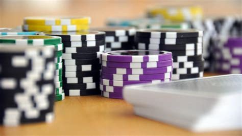 Poker Etiquette: Dos and Don'ts for the Casino and Home Games - RakeTheRake