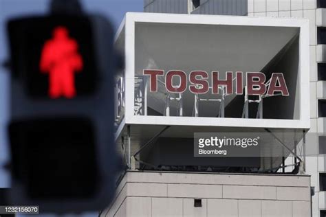 Toshiba Headquarters Photos and Premium High Res Pictures - Getty Images