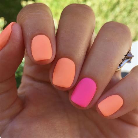 Perfect summer nails! Bright neon and orange matte nails are definitely ...