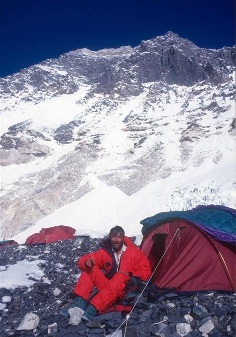 Sleeping Beauty: The Dead Body of Francys Arsentiev on Everest - MountEverest.info