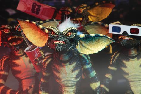 Gremlins – 7” Scale Action Figure – Ultimate Stripe – NECAOnline.com