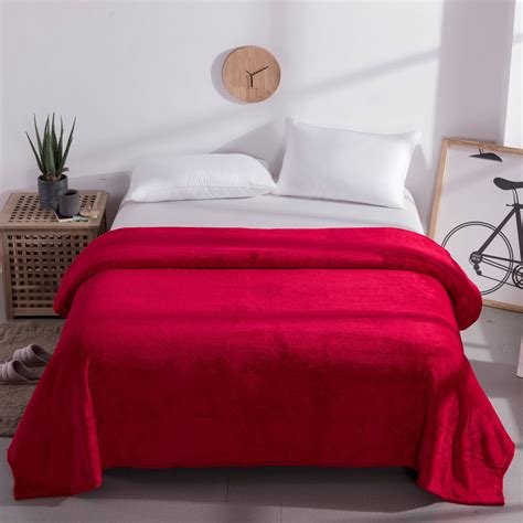 Mainstays Super Soft Plush Blanket, Twin, Really Red - Walmart.com