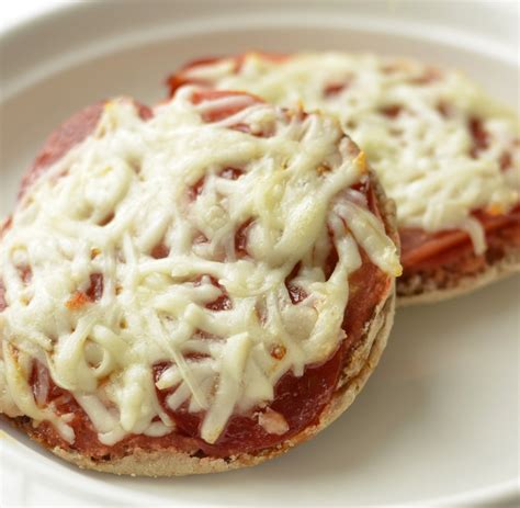 Mini Pizza Snacks | Super Healthy Kids