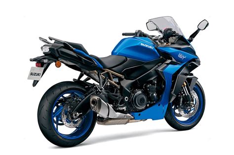 スズキ「GSX-S1000GT」を徹底解説｜新世代のツアラーとして快適装備や最新デバイスを満載 (1/6) - webオートバイ