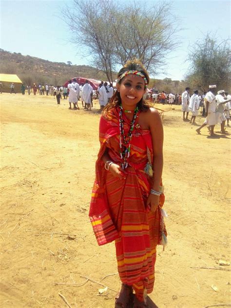 Beautiful Oromo girl with Borana dress | Ethiopian women, Somali ...