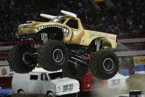 Bulldozer | Monster Trucks Wiki | Fandom powered by Wikia