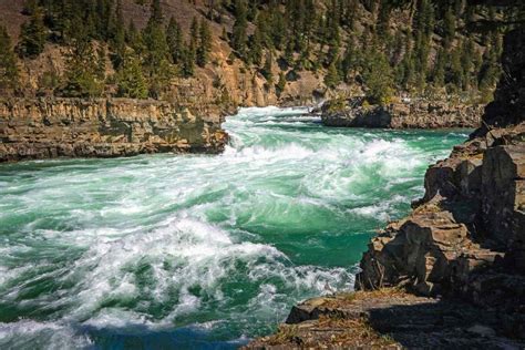 The 12 Best Scenic Drives in Montana That Will Amaze You - The Wild Guides