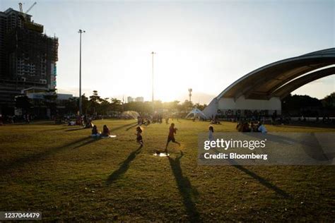 26 Circuit Makati Stock Photos, High-Res Pictures, and Images - Getty Images