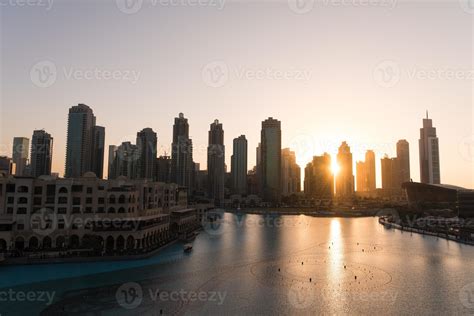 musical fountain in Dubai 11255245 Stock Photo at Vecteezy