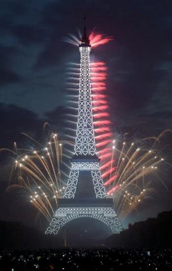 Eiffel Tower Nye 2024 - Aili Lorine