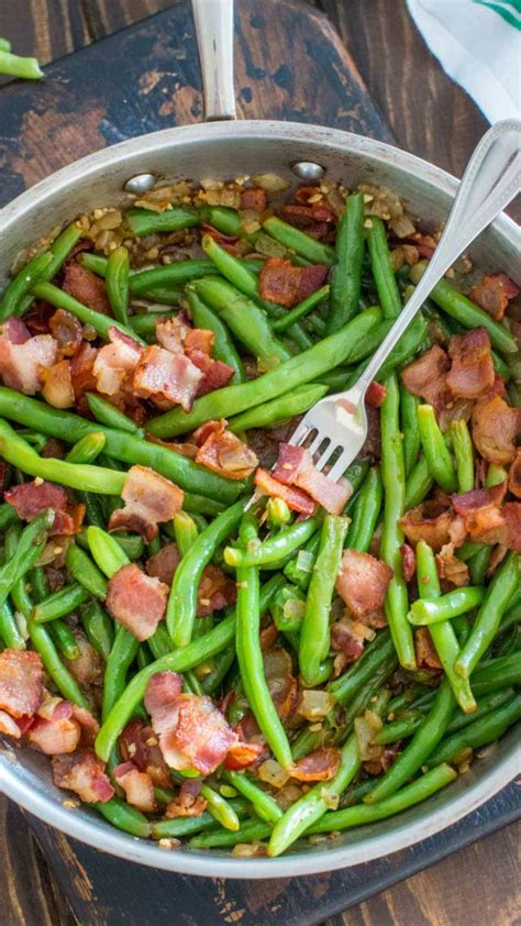 Green Beans with Bacon - 5 Ingredients Only! - 30minutesmeals.com