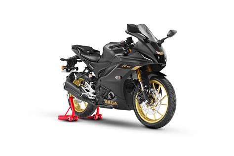 Yamaha R15 V4 On Road Price in Hyderabad, Secunderabad, Moosapet & 2024 Offers, Images