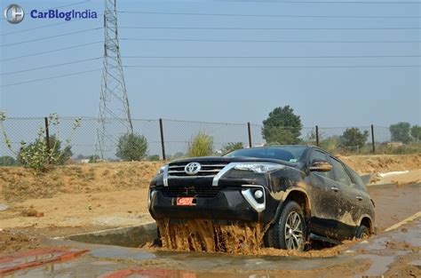 Getting Dirty with the new Toyota Fortuner » Car Blog India