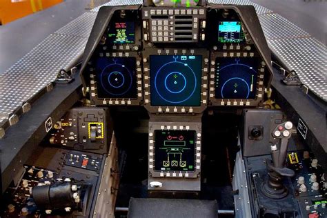 F22 Cockpit / The difference between the cockpits of A 1997 F-22 Raptor ... : We - DaftSex HD