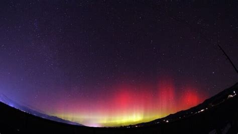 Geomagnetic storm hits Earth! Solar wind sparks red auroras in US - Irish, British and ...