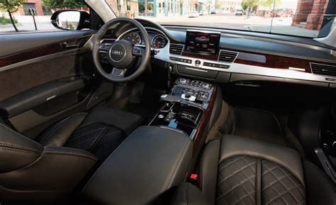 AUDI S8 4.2 QUATTRO TIPTRONIC - audi-s8-42-quattro-tiptronic_interior_18.jpg