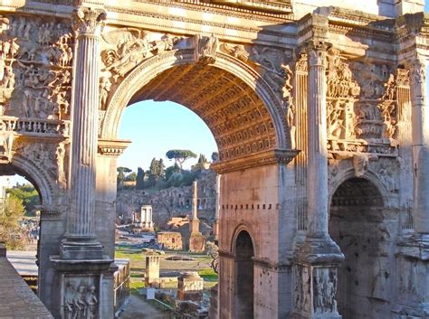 Arch of Septimius Severus - Colosseum Rome Tickets