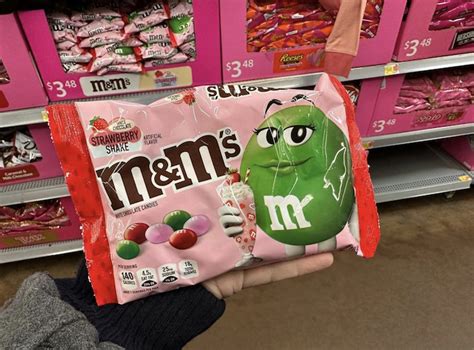 M&M's Released White Chocolate Candies That Taste Like a Strawberry Shake