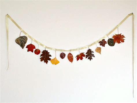 Leaves Garland 10 Minutes Wall Decor Idea For Fall