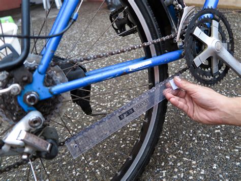 3 Ways to Fix a Slipped Bike Chain - wikiHow