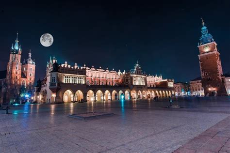 Krakow main square stock photo. Image of monument, city - 32951606