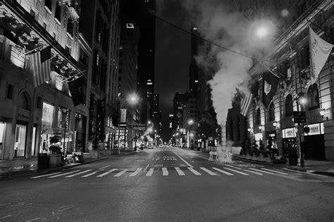 New York City Street Photography- The Beauty of Emptiness | City streets photography, New york ...