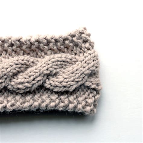 FRIENDSHIP : Headband Knitting Pattern - Brome Fields