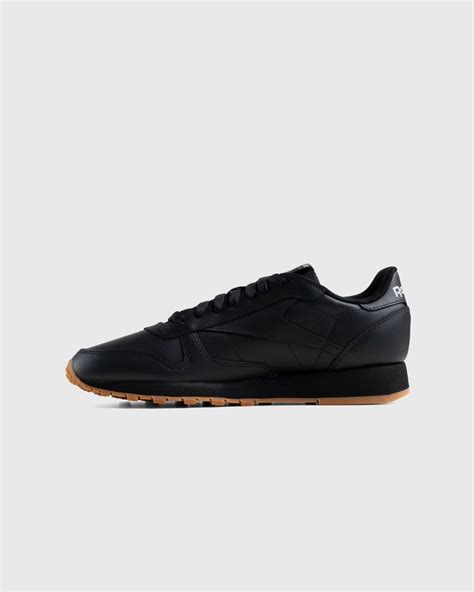 Reebok – Classic Leather Black | Highsnobiety Shop