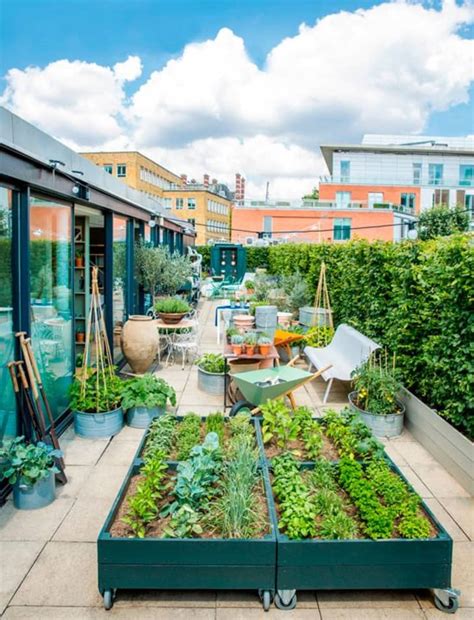 Urban Retreats: 9 Dreamy Rooftop Gardens | Apartment Therapy