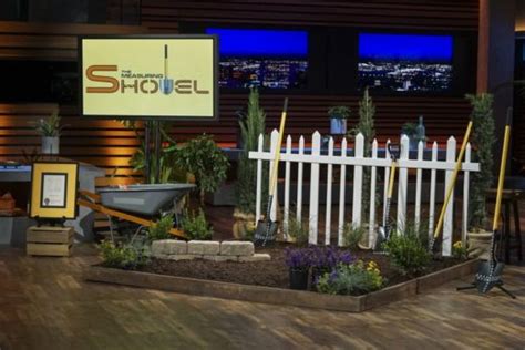 Measuring Shovel - The Shovel That's Also A Ruler - Shark Tank Blog