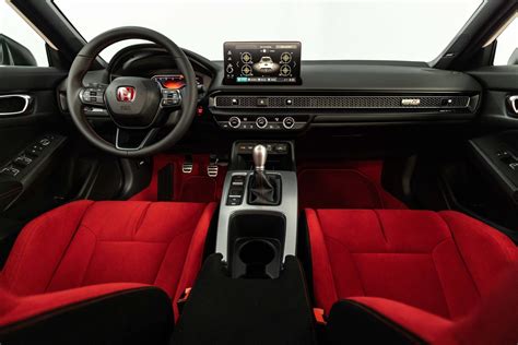 2023 Honda Civic Type R Interior Features an Immersive Cockpit Experience